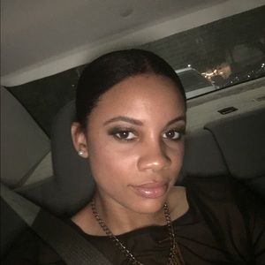 Meet your Posher, Sydney